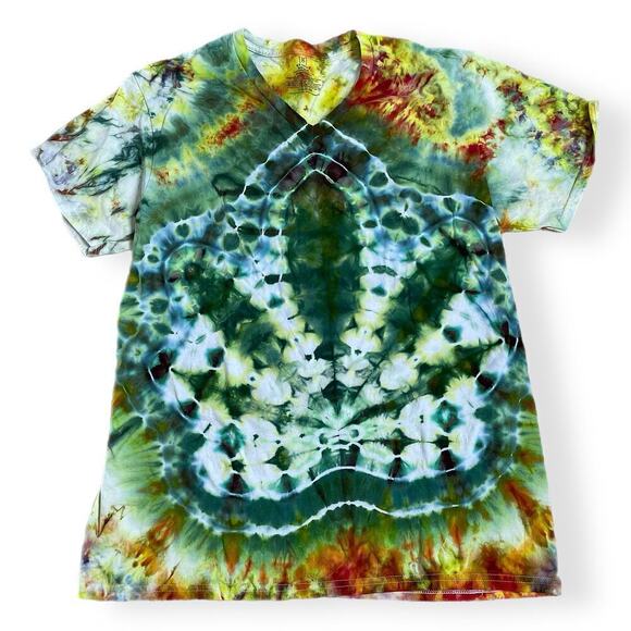 handmade tie dyed unisex tshirt XL pot leaf green gold vneck - Picture 1 of 8